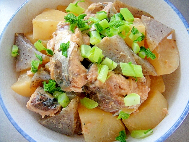 大根とサバ缶こんにゃくの味噌煮 レシピ・作り方